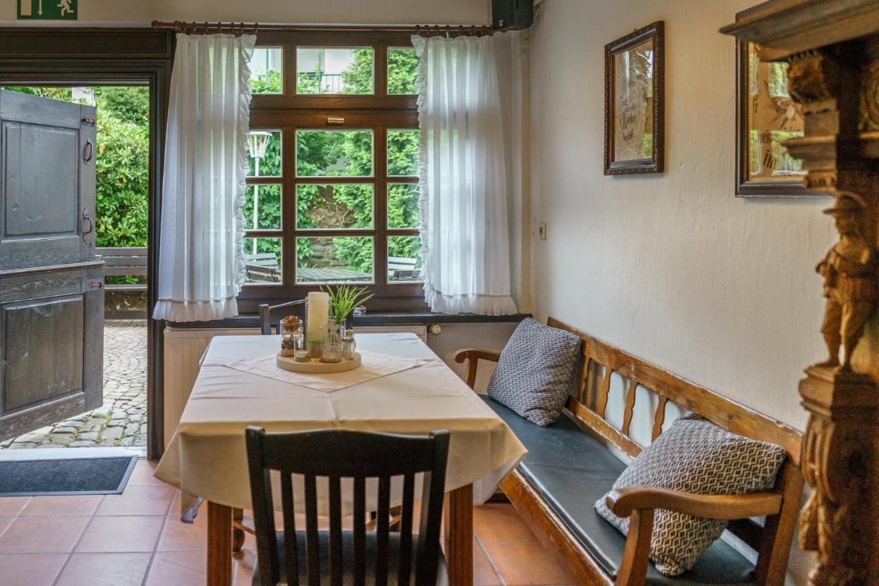 Hotel Zur Post Dabringhausen - Contactless Self Check-In Wermelskirchen Exterior foto