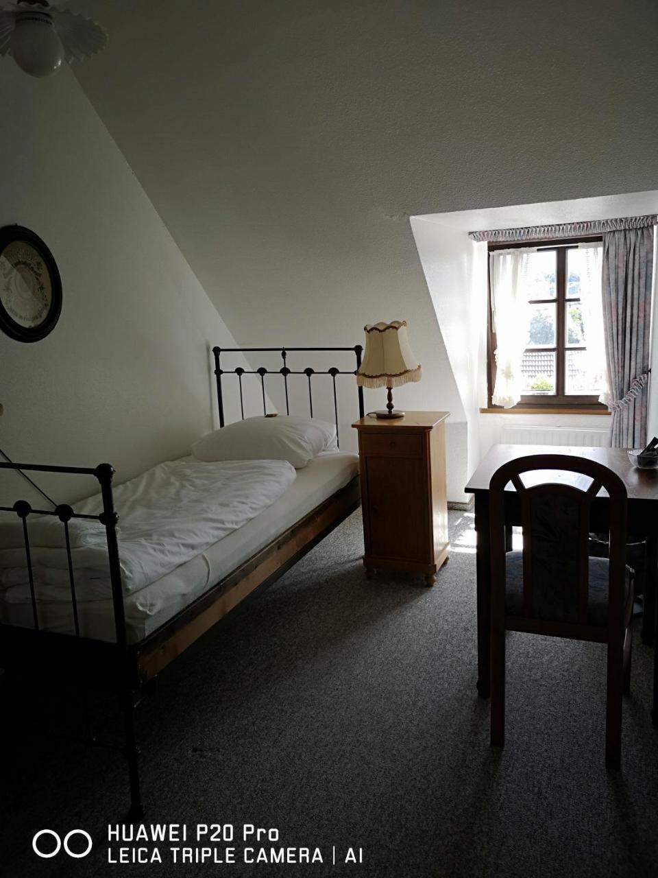 Hotel Zur Post Dabringhausen - Contactless Self Check-In Wermelskirchen Exterior foto